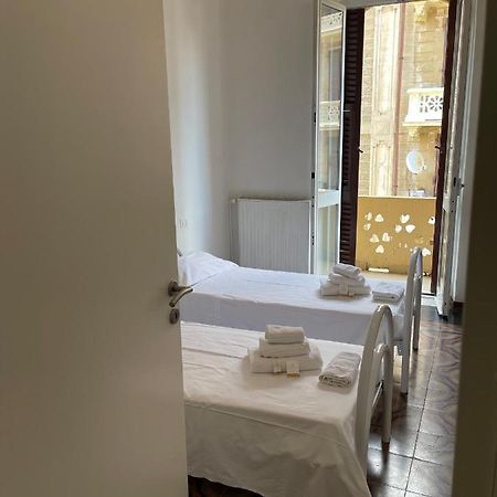 Cavour 414 Hotel Специя Екстериор снимка