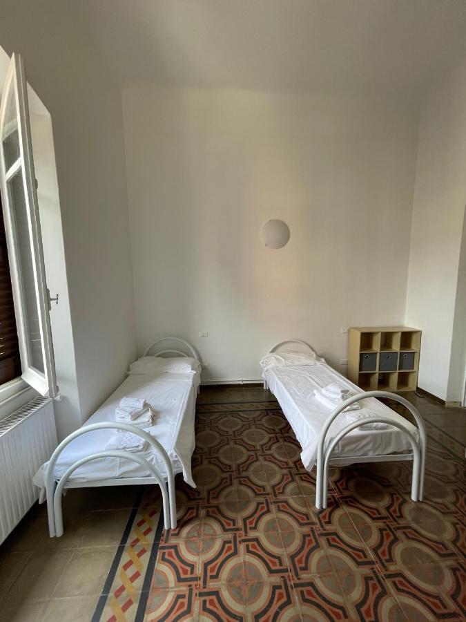 Cavour 414 Hotel Специя Екстериор снимка