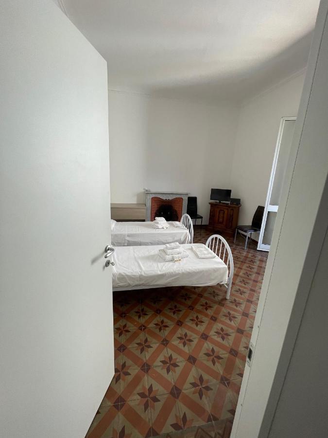 Cavour 414 Hotel Специя Екстериор снимка
